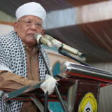 Mengenal KH Syukron Makmun, Ulama Dijuluki Singa Podium yang Meninggal Dunia