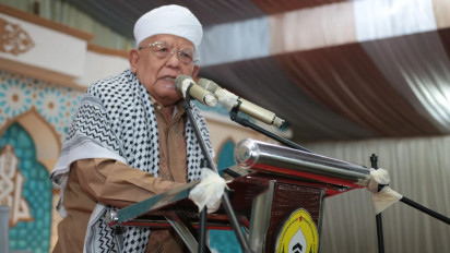 Mengenal KH Syukron Makmun, Ulama Dijuluki Singa Podium yang Meninggal Dunia