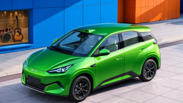 BYD Atto 1 Terbaru Makin Murah, Bisa Isi Baterai 5 Menit