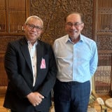 PM Malaysia Anwar Ibrahim Terima Kunjungan Rektor UIKA Bogor, Buka Peluang Kerja Sama Pendidikan Rumpun Melayu