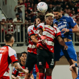 Hasil Madura United vs Persib Bandung 1-0: Gol Menit 89 Jadi Petaka, Maung Bandung Gigit Jari