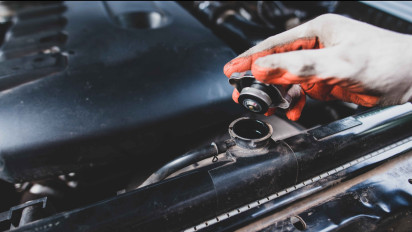 Jangan Asal Isi Radiator Mobil Pakai Air Biasa atau Air AC, Dampaknya Bisa Bikin Kantong Jebol