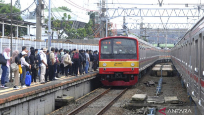 Jadwal KRL Tanah Abang-Rangkasbitung Hari Ini Minggu 25 Oktober 2026
