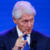 Bela Umat Muslim dari Islamophobia, Bill Clinton Ungkap Putrinya Khatam Al-Qur an Sejak Usia 15 Tahun
