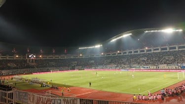 Laga Tandang Bagaikan Kandang, Duel Garudayaksa Vs Persib Diserbu Ribuan Bobotoh hingga Area Luar Stadion Pakansari