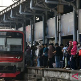 Jangan Sampai Kelewatan! Ini Jadwal KRL Rute Rangkasbitung-Tanah Abang Hari Ini Senin 26 Oktober 2026