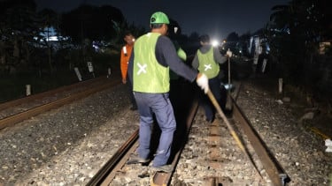 Musim Hujan Mengintai, Daop 6 Yogyakarta Ganti Ribuan Bantalan Rel hingga Elevasi Jembatan