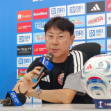 Shin Tae-yong Kritik Kualitas Lapangan JIS Usai Persija Menang atas Persik: Seperti Ini Tak Boleh untuk Sepak Bola! 