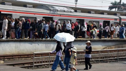 Cek di Sini! Jadwal KRL Rute Rangkasbitung-Tanah Abang Hari Ini Selasa 27 Oktober 2026