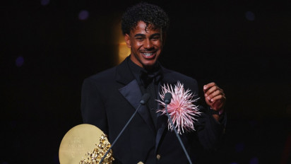 Daftar Lengkap Pemenang di Semua Kategori Ballon d'Or 2026: Lamine Yamal Menangkan Kopa Trophy Lagi