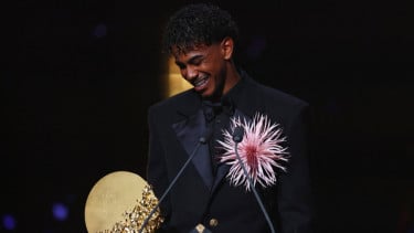 Diejek Thierry Henry usai Dapat Kopa Trophy 2026, Lamine Yamal: Saya Harap Pau Cubarsi yang Menang
