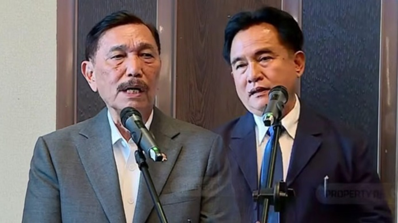 Bertemu Luhut, Menko Yusril Tegaskan Tak Ada Niat Hapus Kerugian Negara: UU Tipikor Disempurnakan, Bukan Dilemahkan
            - galeri foto