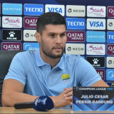 Tekad Julio Cesar Terus Jaga Peluang Persib Tembus Babak Selanjutnya di ACL-2