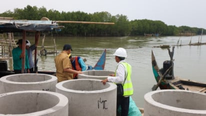 Didanai APBD Jateng Rp10 Miliar, Pembangunan Tanggul Pantai di Demak Diharapkan Kurangi Dampak Rob dan Abrasi
