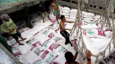 Menperin Sarmuji Minta Produsen Jaga Gula Rafinasi Agar Tak Rembes ke Pasaran