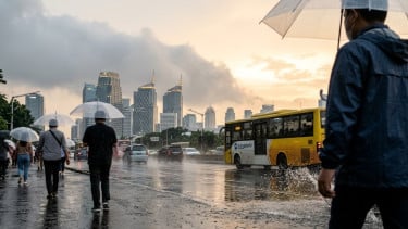 Prakiraan Cuaca Indonesia 28 Oktober–2 November 2026: Panas Ekstrem Belum Reda, Hujan Lebat Mengintai Sejumlah Wilayah