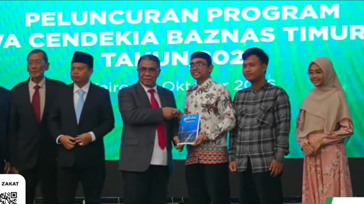Sedang Kuliah di Timur Tengah? Cek Beasiswa BAZNAS dengan Uang Saku Rp1 Juta Per Bulan, Ini Syarat Lengkap dan Link Pendaftarannya
            - galeri foto