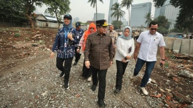 Hujan Mulai Turun, DPRD Ungkap Upaya Penanganan Banjir di Jakarta