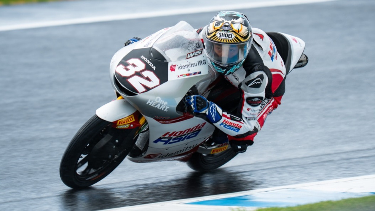 Tur Asia Jadi Keunggulan Veda Ega Pratama, Manajer Tim Honda Team Asia Optimistis Tatap Moto3 Malaysia
            - galeri foto