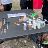 Asik Pakai Sabu, Dua Orang Dicokok saat Polisi Gerebek Kampung Boncos