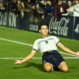 John Herdman Full Senyum, Striker Timnas Indonesia Mitchell Baker Bawa Georgetown Menang Atas Creighton