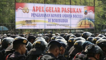 Suasana Apel 3.229 Personel Gabungan Jelang Konser Andrea Bocelli Digelar di Candi Borobudur