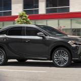 Tak Mau Kalah dari Mobil Listrik China, Lexus Siapkan Strategi Baru setelah Hampir 30 Tahun