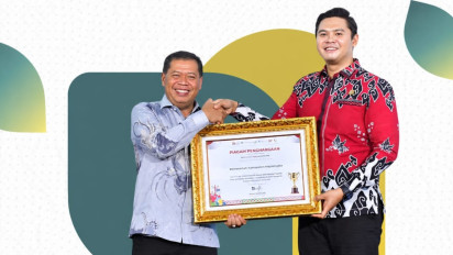 Top, Pemkab Majalengka Raih Penghargaan OJK Cirebon Sebagai Pemda Teraktif Program Desa EKI Sektor Wisata 2026